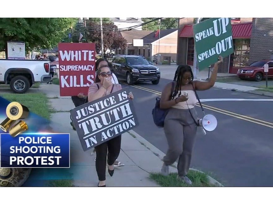 UDTJ7's tweet photo. We will continue to speak out & show out until the FULL Kelley Hodge report is released, the officers are sentenced to the fullest extent of the law, & council takes accountability for their actions. No justice, no peace! #fantastruth #justiceforfantability #accountability (3/) https://t.co/8NqUO4uA9h