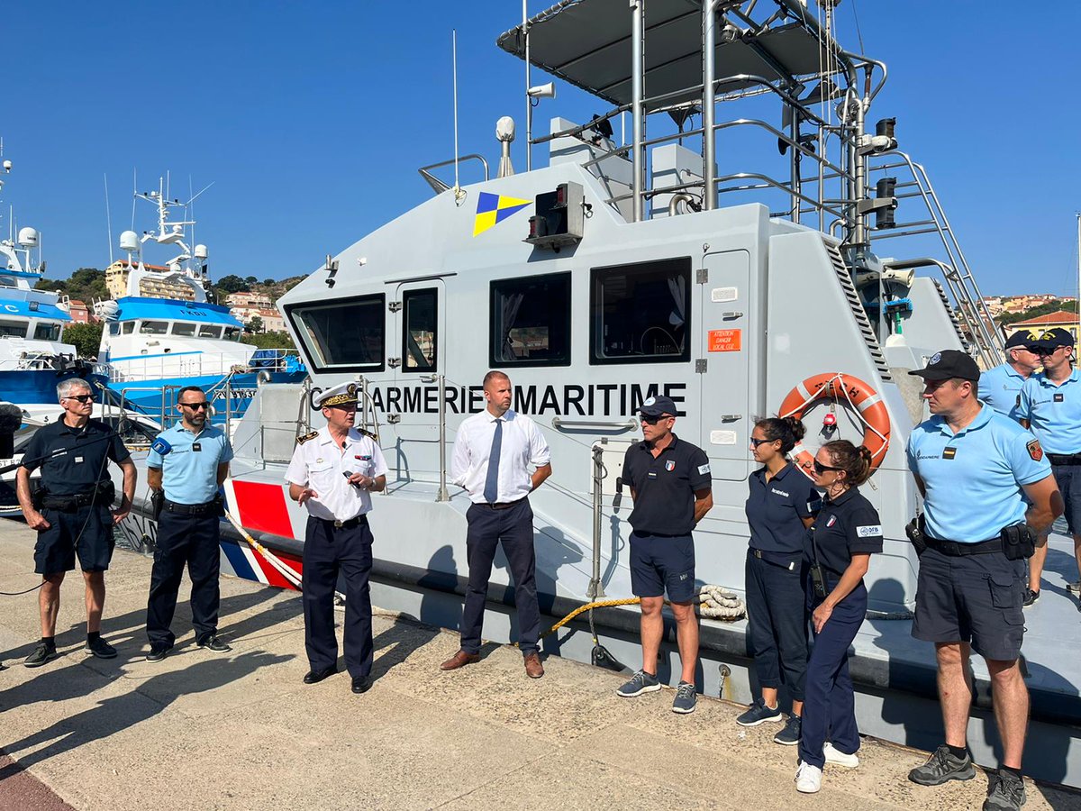 Premarmed's tweet photo. Opération sécurité mer aujourd'hui par #DDTM66 sous autorité @Premarmed, en présence CRG Duchesne, adjoint #ActionÉtatEnMer, sur littoral @leDepartement66.
Administrations engagées pour sensibiliser usagers de la mer au respect réglementation & préservation environnement maritime https://t.co/jgGBKC3V0U