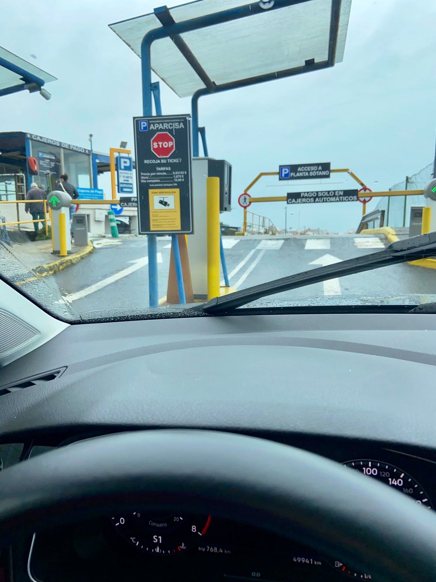 KekoIglesias's tweet photo. Pagar para ir a diálisis, vergüenza cómo estamos en Coruña, luego hablan de hospital de referencia.
Tener que pagar parking para ir al tratamiento porque el servicio de transporte colectivo (ambulancia) es pésimo. 
⬇️⬇️
https://t.co/rL0gMBd8DS+

GRACIAS POR RT 🔁 https://t.co/e6w4e7BvCa