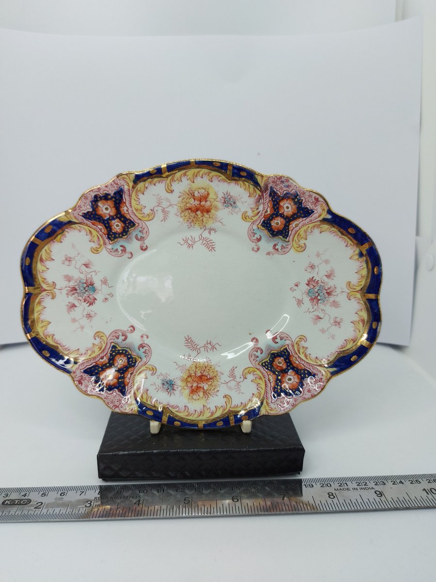 AlynsAttic's tweet photo. Smart Buys! Small Unmarked Imari Style Sandwich Plate / Dish - 21.5 cm / 8.5 inch starting from £9.95 at https://t.co/LodyOXILLg See more. 🤓 #ImariStyle #Vintage https://t.co/TE3pgi3jwe