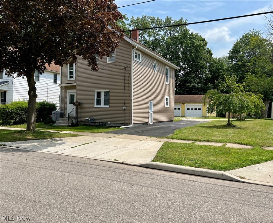 JenDocRealtor's tweet photo. Just Reduced!  $165,000.00, 3BR, 2BA, 152 Vine Street, RAVENNA, OH 44266, Full Details https://t.co/mPa9A8VEXI https://t.co/d9RA7jPSsr
