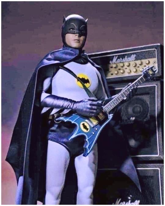 itsmartyk's tweet photo. Batman Rocks! https://t.co/iwmsNAGRd4