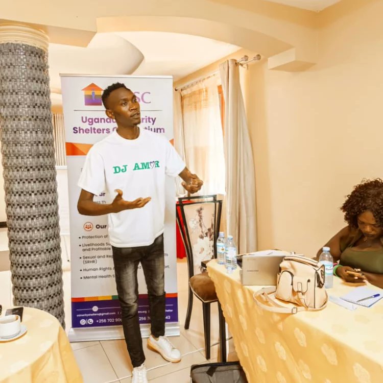 foasterfoundati's tweet photo. On 27th/07/2022 FFHC-UG joined Uganda Minority Shelters Consortium in Safety Dialogue to discuss various safety security tips to contain and curb this vice towards unsuspecting queer shelters.
#OnesafeAllsafe
#Safehaventransitionalshelterprogram
#Jangu https://t.co/LDVV7jCL82
