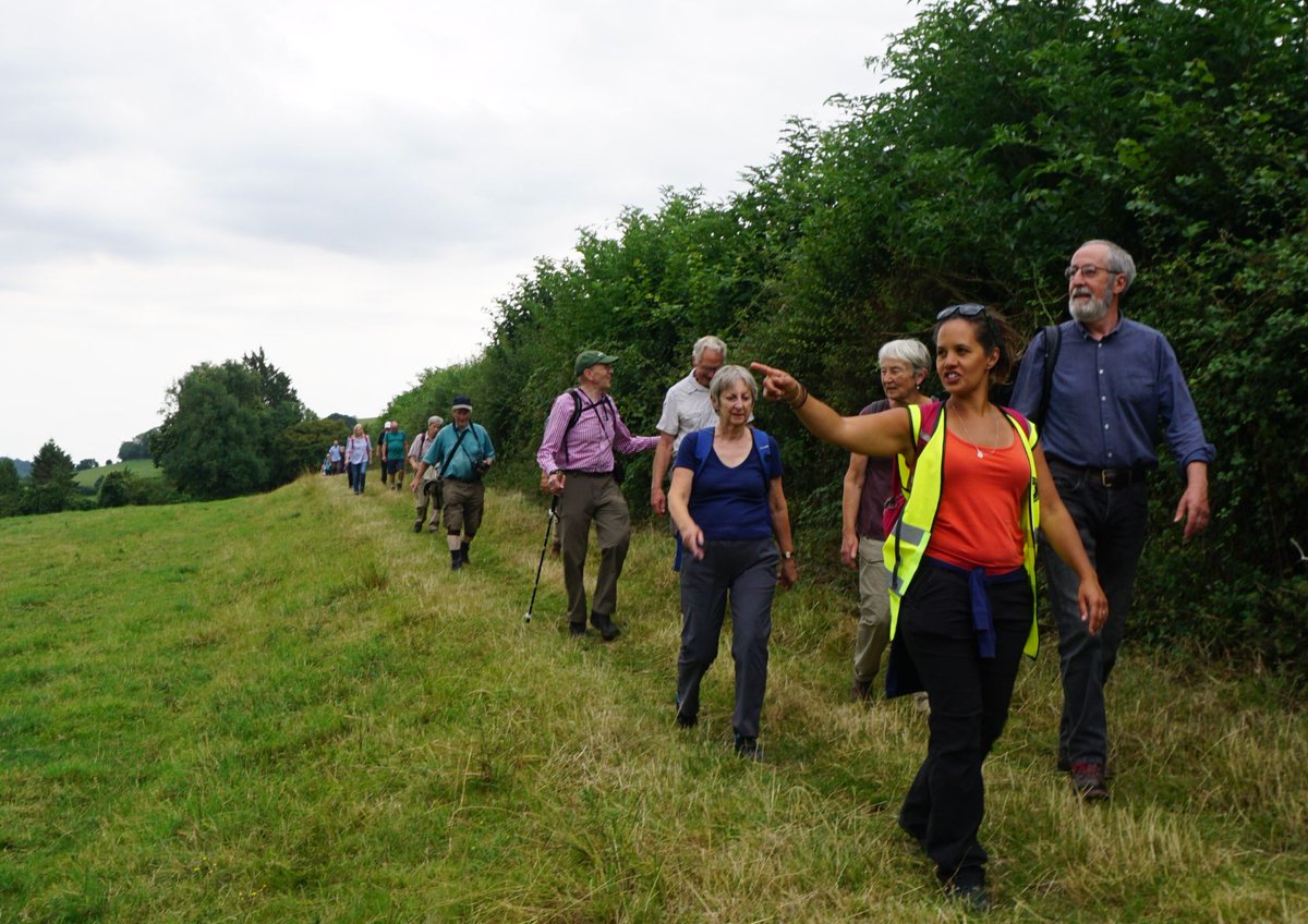 CotswoldsNL's tweet photo. Do you live in or visit Bath? Do you know about the fantastic Circuit of Bath walking route? Find out more here: https://t.co/PQPysiVvWA 🥾
@Bathscape #Bath #bathscape #walking https://t.co/ZzaBgDDsa0