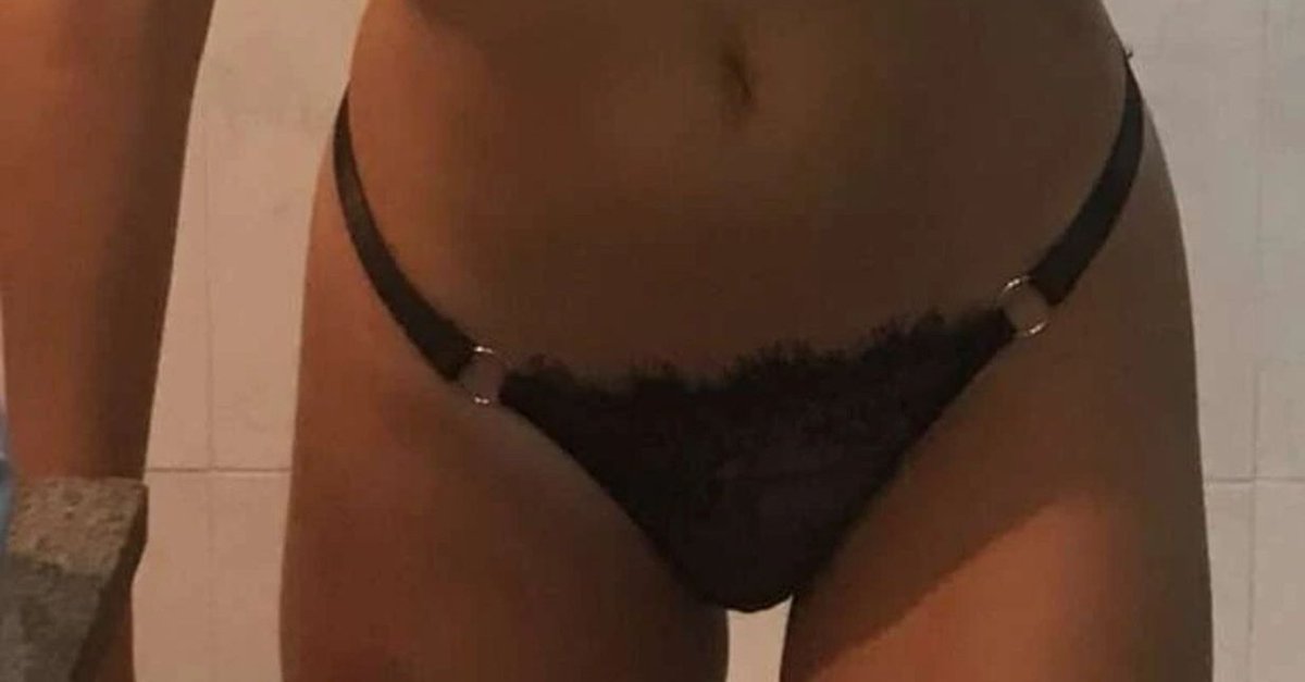 BecahSv's tweet photo. algum safado que de manhã já tá querendo buceta? 🔞😈 sigam e me chamem
 #PINTOAWARDS
#BUNDASAWARDS
#RABAAWARDS #PEITOAWARDS
#RABASAWARDS
#XOTAAWARDS
#BUCETAAWARDS
#nudswards https://t.co/3wYVAyQh9r