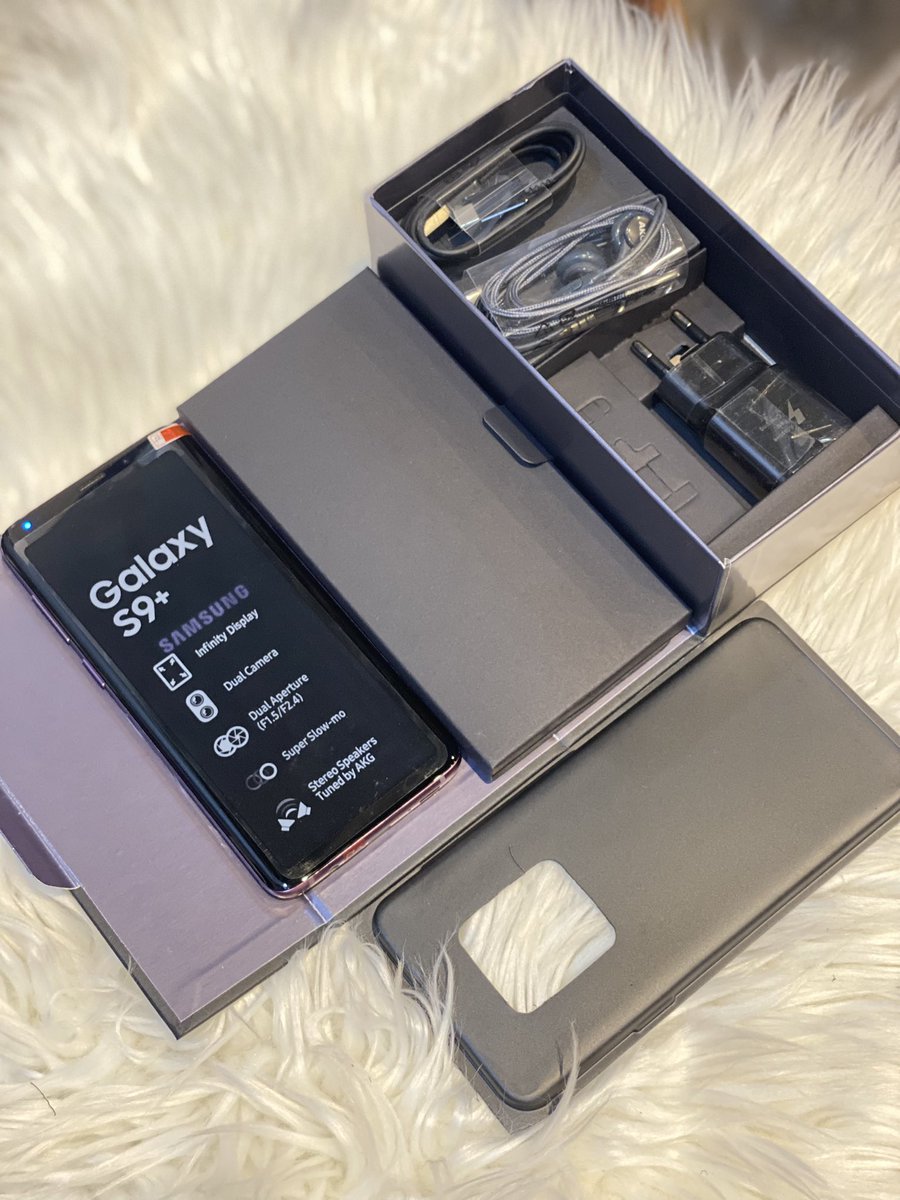 ERGenuineElect1's tweet photo. WE GOT THE BEST PRICES FOR YOU 🫡
#Samsung #Galaxy #S9Plus

S9+ with
🪤64GB Storage 
⚙️4GB RAM
🔋3500mAh battery
🪙TZS520,000/=

⛳️Makumbusho bus stand

#0765445553

#qualitybringsconfidence https://t.co/OG6QYuDQu6
