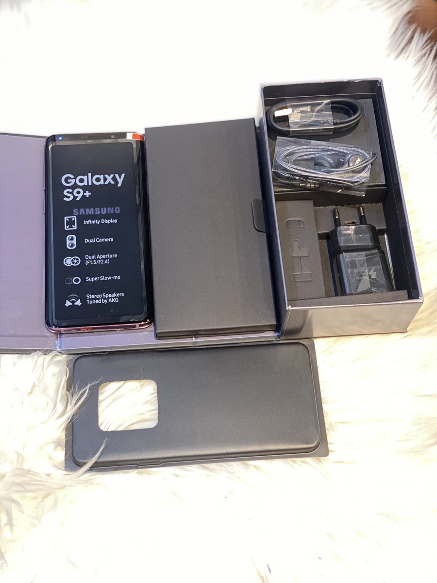 ERGenuineElect1's tweet photo. WE GOT THE BEST PRICES FOR YOU 🫡
#Samsung #Galaxy #S9Plus

S9+ with
🪤64GB Storage 
⚙️4GB RAM
🔋3500mAh battery
🪙TZS520,000/=

⛳️Makumbusho bus stand

#0765445553

#qualitybringsconfidence https://t.co/OG6QYuDQu6