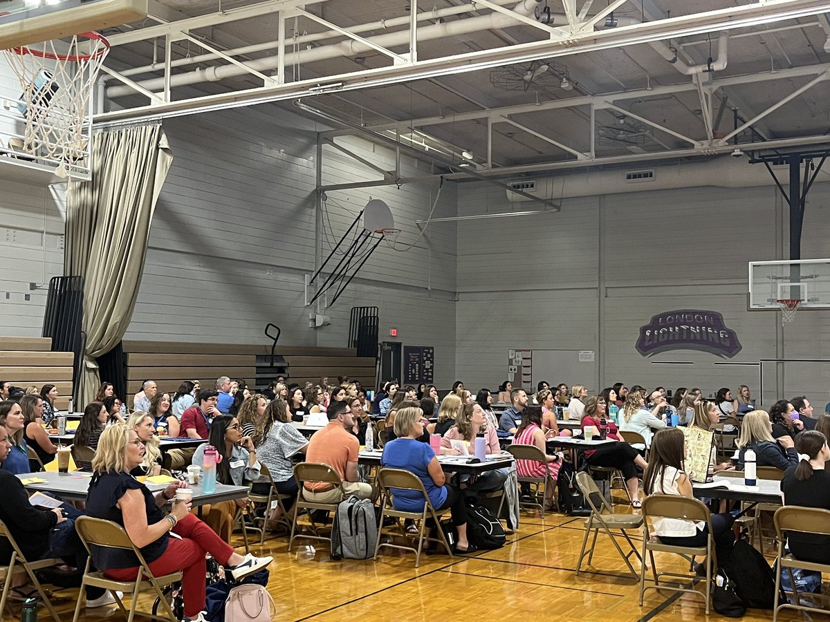 aliciaduell's tweet photo. We’re lucky to have @mrswendymturner speaking to us about #SEL in her keynote “Defining Authentic Student Engagement through the Lens of SEL”. @ccsd21 #21EngagedLearning #21Learns https://t.co/vqHNfNVlUj