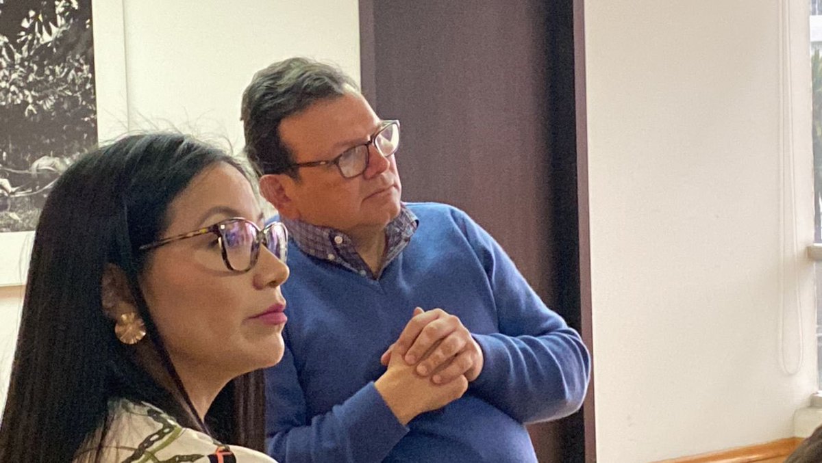 AgriculturaEc's tweet photo. 🌱 Proyecto Semillas
 📝 Títulos de propiedad
 💵 Subvenciones
🐮 Capacitaciones en ganadería regenerativa

Estos son los ejes de trabajo que abordamos en la reunión con @fenocinecuador. https://t.co/MWpj2jr5PT