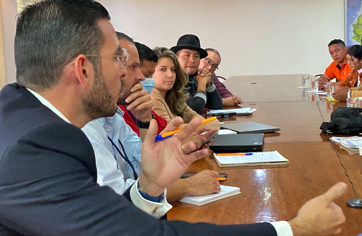 AgriculturaEc's tweet photo. Nuestro compromiso es impulsar el desarrollo de la ruralidad a  través del mesas de diálogo  y el trabajo conjunto con las comunidades agropecuarias del 🇪🇨. https://t.co/DMU6rV2r3W