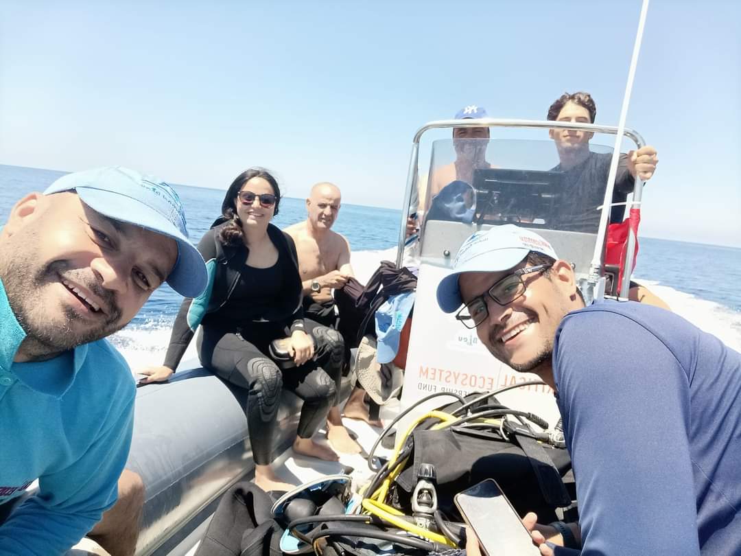 Chebaane_S's tweet photo. It was an amazing week in #Tunisia with the association Notre Grand Bleu! @BleuNotre πππͺΈπβ΅οΈπππΉπ³π±πΎπ©πΏ
#invasivespcies #monitoring #TrainingCamp #International #Mediterranean #Leaders #membership #marinelife https://t.co/h1qGdUKc1F