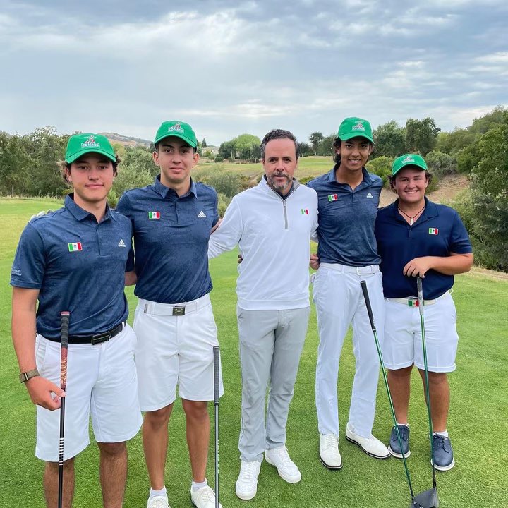 JrAmericasCup's tweet photo. Team Mexico 1 leads the #JrAmericasCup after Round 1 at The Club at Ruby Hill, shooting a 10-under par team score.

RESULTS/ LIVE SCORING:
https://t.co/HpOuMTB2mc https://t.co/OYdJwMScbJ