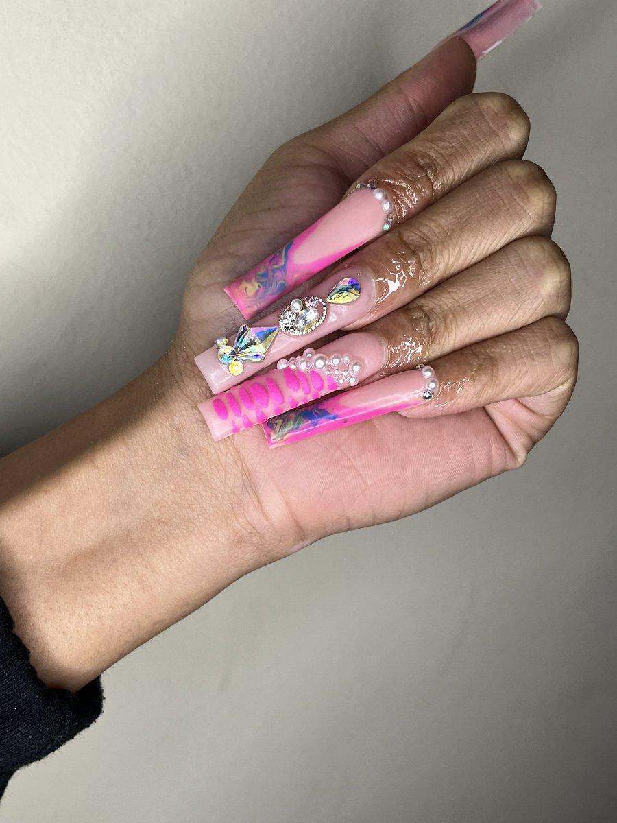 lyahdc_'s tweet photo. Y’all should book with me! Dm to book 💗 I am located in South Fulton retweet if you can 💅🏽

…

#atlnails #fultonnailtech #gsu #gsunailtech #cau #spelmannailtech #Spelman #caunailtech https://t.co/m81gqzdkn0