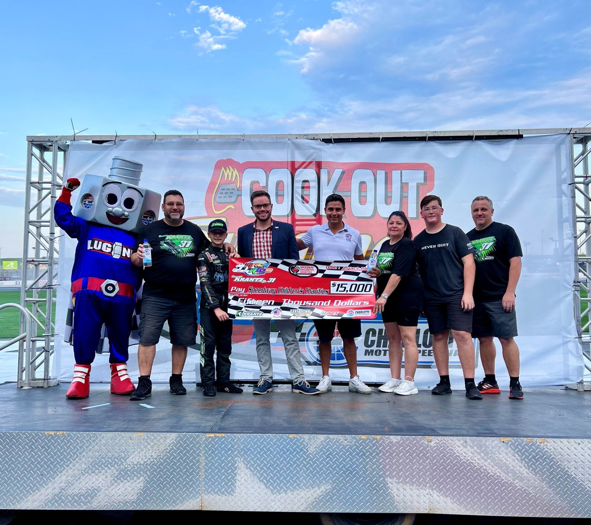 SCC_NC's tweet photo. We are so proud of @darrenkrantzjr and his heart for helping kids in need! ❤️

He was able to raise $15,000 for Speedway Children's Charities, on top of winning the @USLegendCars  Summer Shootout Championship! 🏁

Great job, Darren!

#kidswin // #USLCI // #WeCreateLegends https://t.co/nc7HMzwRHr