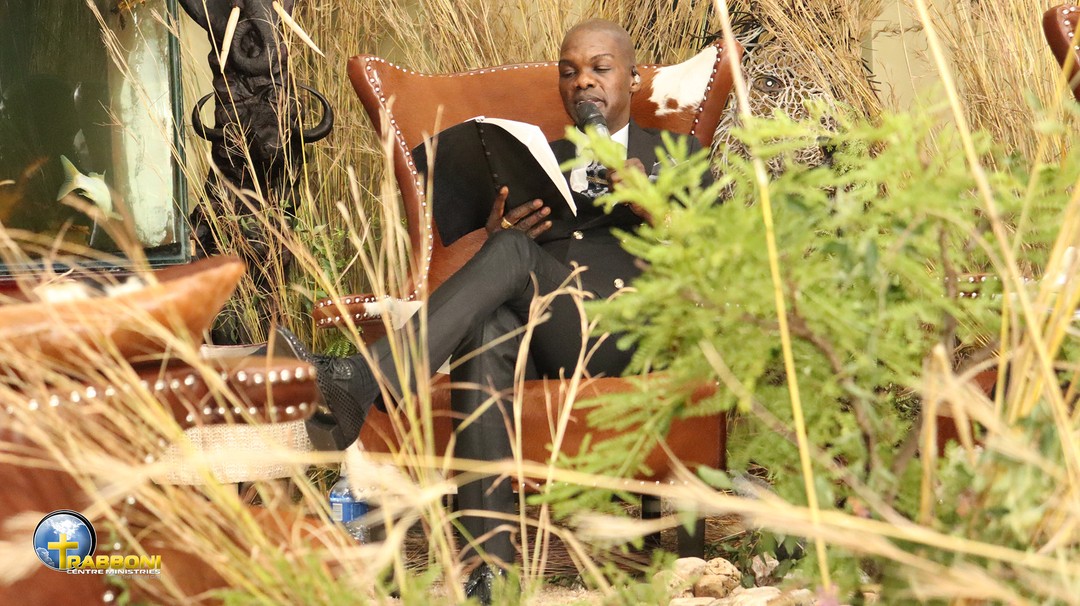 IAmLesegoDaniel's tweet photo. 𝗕𝗘 𝗛𝗢𝗟𝗬 when the #TheSpiritOfHoliness leaves a person, lies become their language irregardless of whether they speak the Word, this is when  #TheSpiritOfPurity is taken away from the person. There is no safety with such a person.#MaitainYourPurity #WalkHabituallyByTheSpirit https://t.co/yX4JsAqhGu
