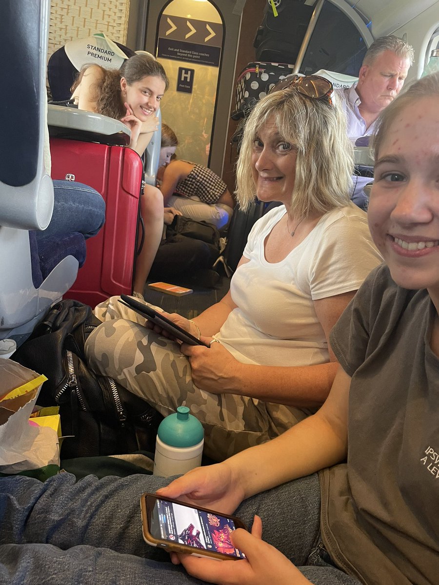 Defying the odds after Kings Cross at a standstill… we are on the train! The show must go on!!