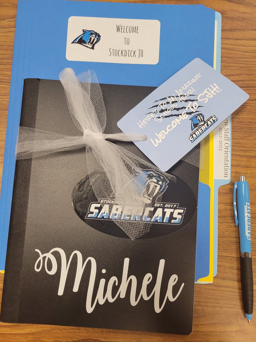 MsCooperNJH's tweet photo. Excited to be starting at my new campus. They spelled my name correctly! #Sabercats #orientation #sjhbrightertogether https://t.co/tyusX4mwYq