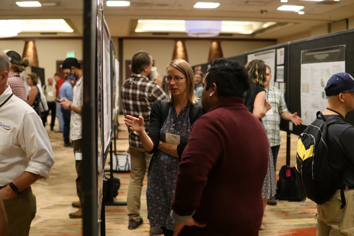 SWCSNews's tweet photo. Congratulations to our student poster contest winners!
1st Place: Christopher Cobos (Texas A&M AgriLife Research) (Poster #5)
2nd Place: Lauren Selph (Texas Tech University) (Poster #35)
3rd Place: Morgan Orem (Texas A&M University) (Poster #19).
#SWCS22 https://t.co/n5bxICEmYt