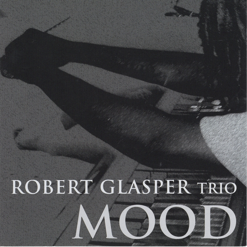 loslobosdelsol's tweet photo. #FSNT 153 Robert Glasper Trio "Mood" (2003)
グラスパーを聴くのは初めて😅で、原点とも言えるデビューアルバムはFSNTから出ていたのだった。オープニングの「処女航海」など刺激的ではあるが意外とオーソドックスという印象。10年早く生まれていたら方向性が違っていたのかも知れない。 https://t.co/vTbwIahJPx
