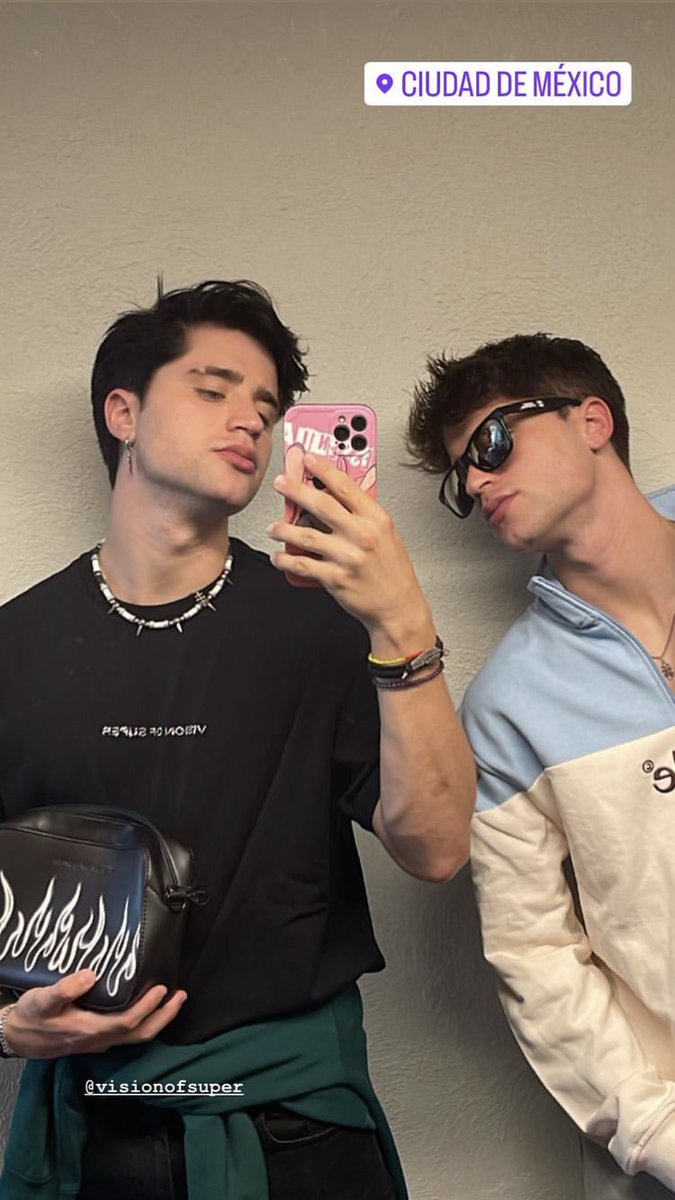 stafemiliof's tweet photo. π| Β‘Los MartΓnez Twins se encuentran en π²π½!
βTodos atentos a sus redes sociales
#martineztwins #visionofsuper https://t.co/wzomSea6UO