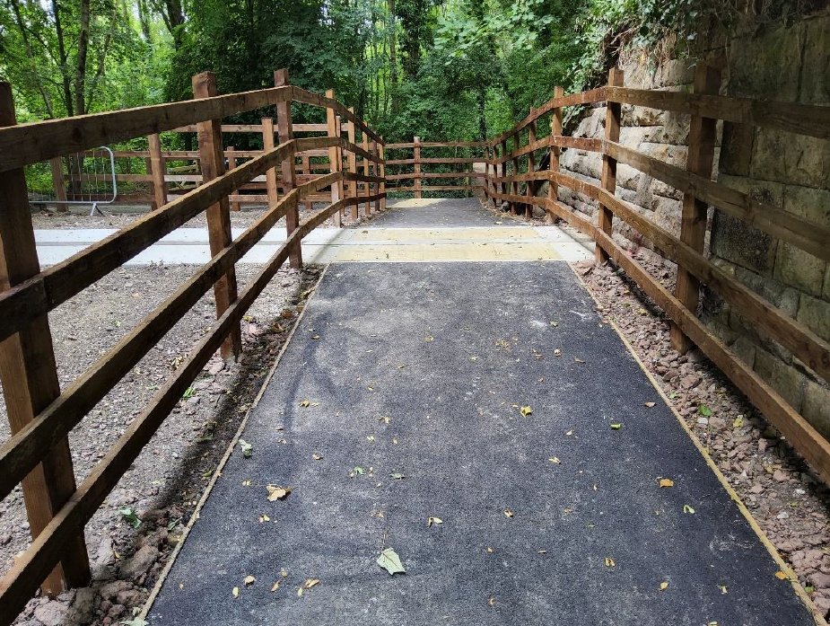 Preston & South Ribble Flood Scheme Update: Work has now finished at the Caravan Park in Lower Penwortham and a new path has been installed at Golden Way. 

For information on the scheme visit thefloodhub.co.uk/psr/ 
@southribblebc #LowerPenwortham #FloodAware