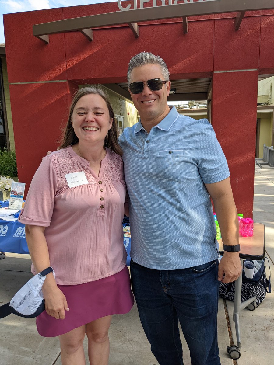 CStoneBmont's tweet photo. Gr8 times at #NationalNightOut2022 ! Thx to everyone who organized a location / special thx to @SMCFireDept @SanMateoPD @belmontcapolice @FosterCityPD &amp; all city staff who worked so hard to make it all come together. @AprilNorthrup1 @MatesJulia @meannie @cathymjordan @DianePapan https://t.co/sOULqKIPxN