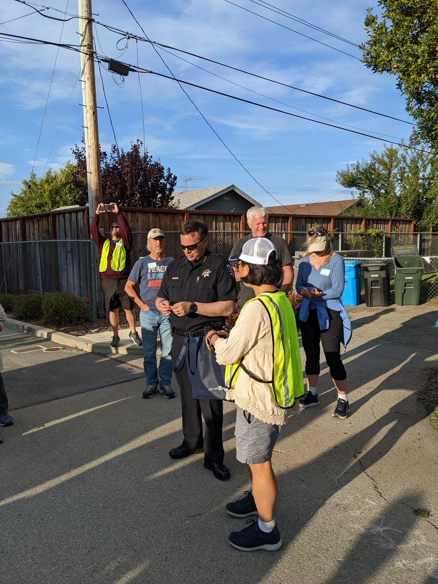 CStoneBmont's tweet photo. Gr8 times at #NationalNightOut2022 ! Thx to everyone who organized a location / special thx to @SMCFireDept @SanMateoPD @belmontcapolice @FosterCityPD &amp; all city staff who worked so hard to make it all come together. @AprilNorthrup1 @MatesJulia @meannie @cathymjordan @DianePapan https://t.co/sOULqKIPxN