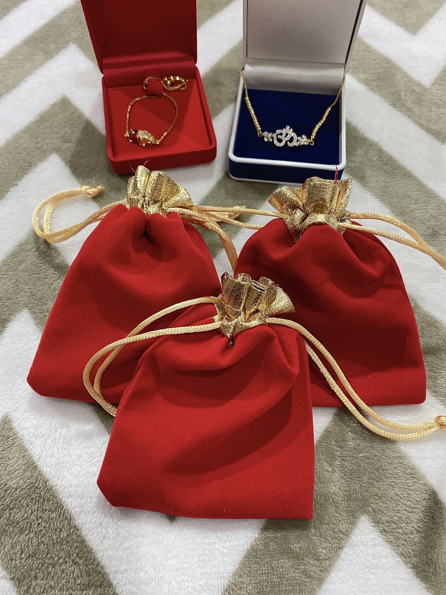 🔮สวัสดีค่ะ😁🙏🏻💸

รีทวิตสุ่มแจกปี่เซียะทองพลอย มูลค่า 590.- บาท 1 รางวัล ปี่เซียะช่วยส่งเสริมในเรื่องของ

โชคลาภ การเงิน ✔️
การเสี่ยงโชค✔️
การงาน การเจรจา✔️
การประสบความสำเร็จ✔️
เมตตามหานิยม✔️
ความรัก✔️
การเดินทางต่างประเทศ✔️

💸ประกาศผลวันที่ 8 สิงหาคม 2565💸💸