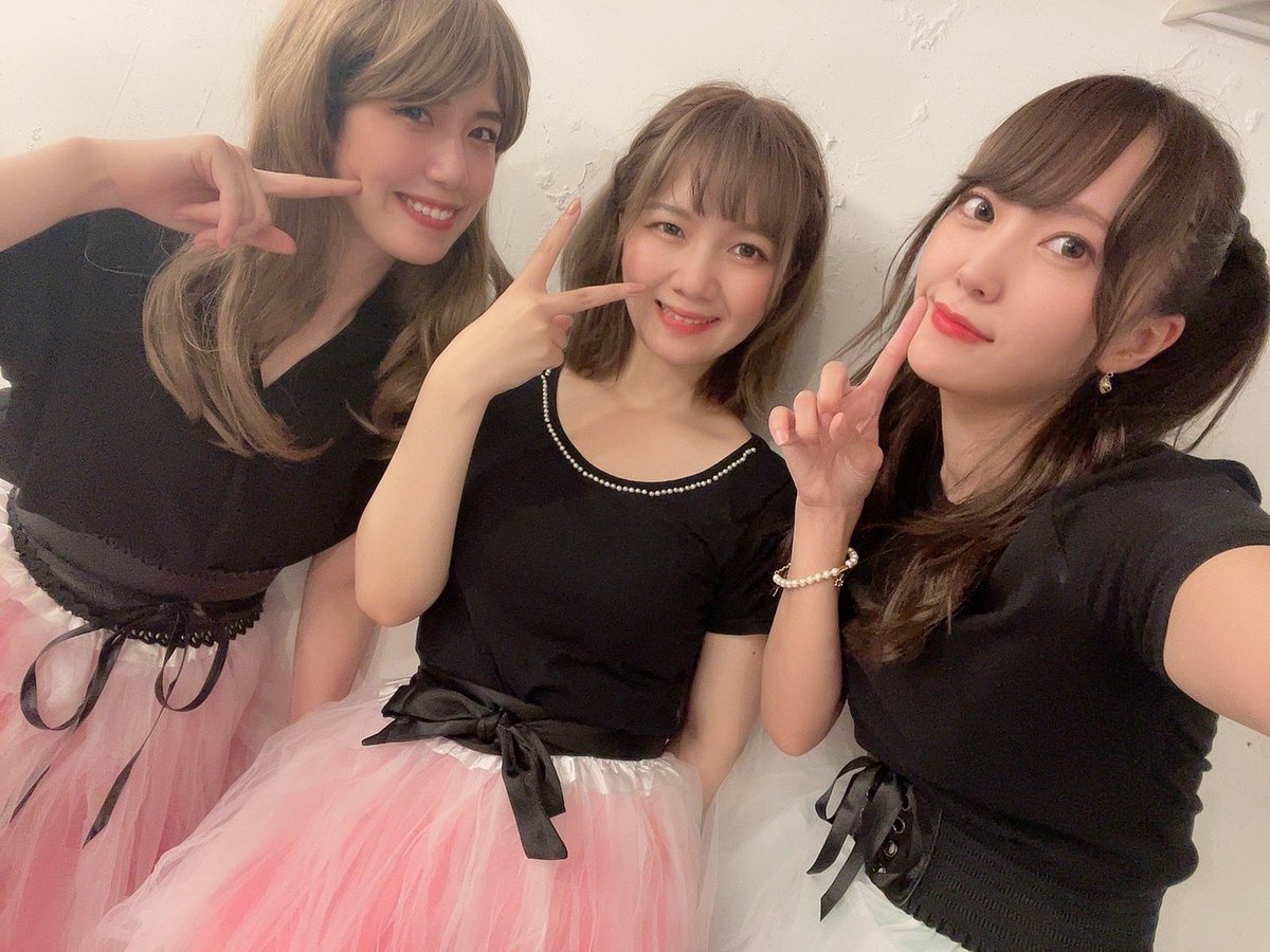 kano_kasumi's tweet photo. Buffo!でーす🇮🇹

昨日は本当にありがとうございました！！
初ステージ！無事終えることが出来ました🥰✨

お写真や動画撮っていただいた方、是非私までくださーい🙌💕

だいすきだーよ！みーんーなー！

▼#Buffo!踊ってみたはこちらから💁‍♀️
　チャンネル登録よろしくです🙌
https://t.co/7ShqM6Cf1Z https://t.co/buiBGoYL4G