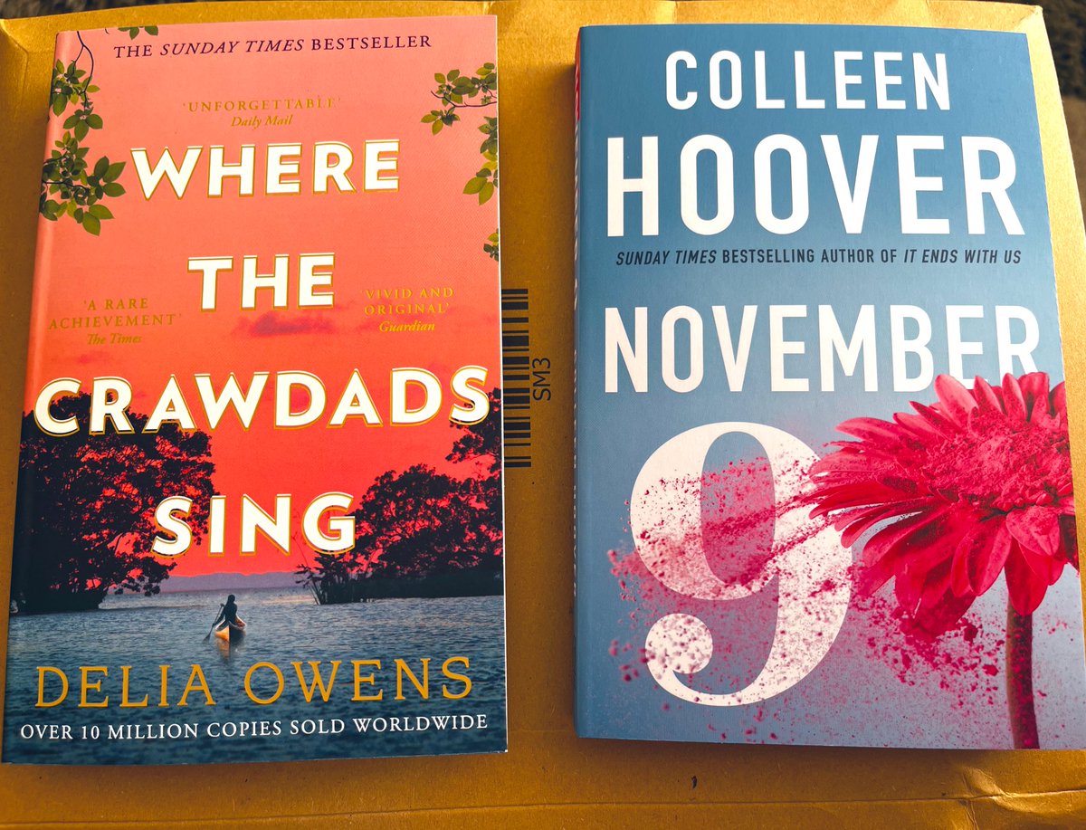 I read 3 books on my week-long holiday in Greece, so had to add some newbies to my collection. Colleen Hoover is becoming a strong favourite of mine!📚 #readingforpleasure #summerholidays #ColleenHoover #DeliaOwens #readingisfun