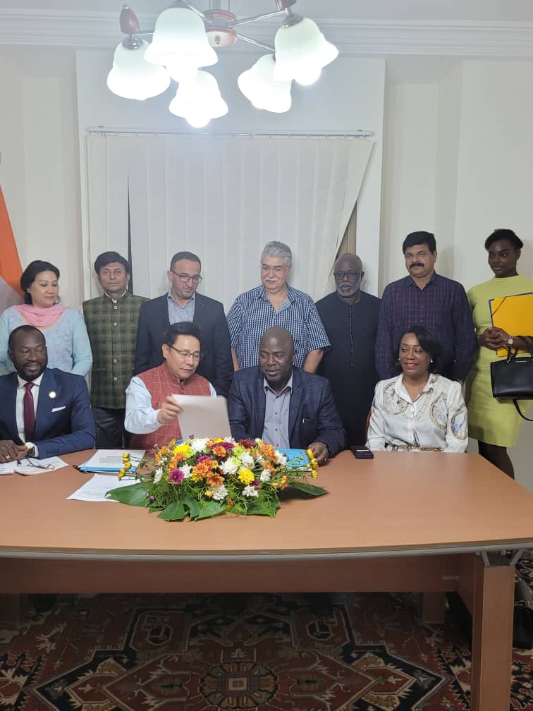 EOIIvoryCoast's tweet photo. Happy to share that EOI Abidjan will finally have a Permanent Address after 43 years. Today EOI signed the sale-purchase Agreement &amp; purchased empty plots for our own buildings.Jai Hind.@MEAIndia @DrSJaishankar
@IndianDiplomacy @MOS_MEA @M_Lekhi @RanjanRajkuma11 https://t.co/zPT9wjRAgr