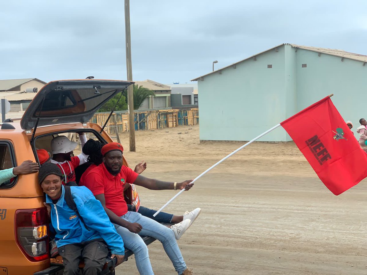 eff_namibia's tweet photo. JOY & JUBILATION | Namibians are overjoyed that the NEFF has come to their aid, and they are more prepared than ever to vote for the asset, the NEFF, the sole and genuine representative of Namibian ordinary people.
#VoteNEFF
#VoteRodger4Swakop
#FreeAMUSHEandDEE https://t.co/VCzU5qunVO