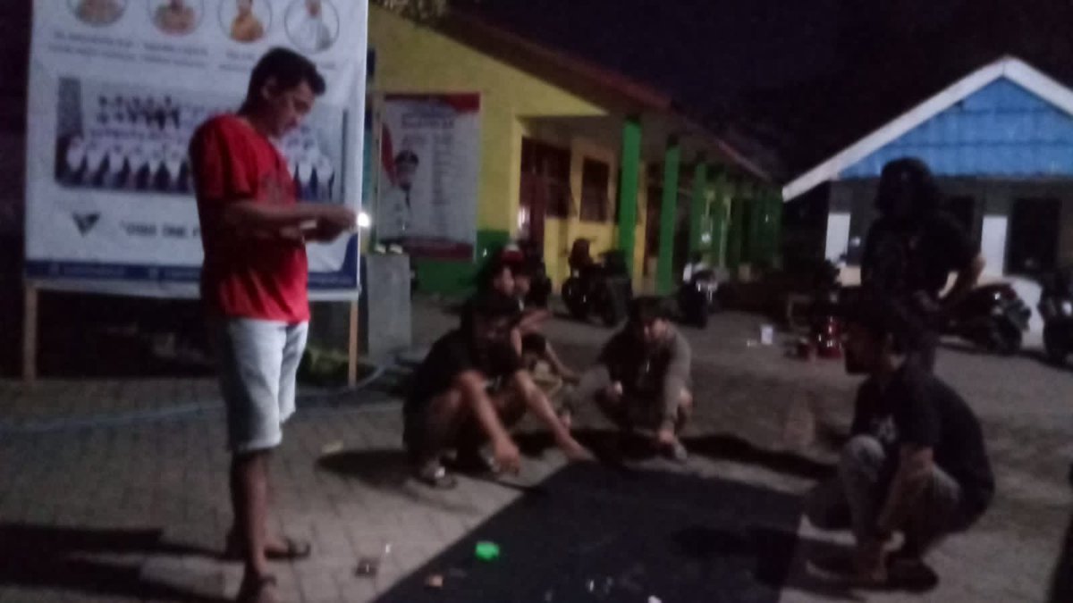 RedGank_PSM's tweet photo. Monser alias modal senter bukan konser #mattoangingutara https://t.co/RjUZzGdoit