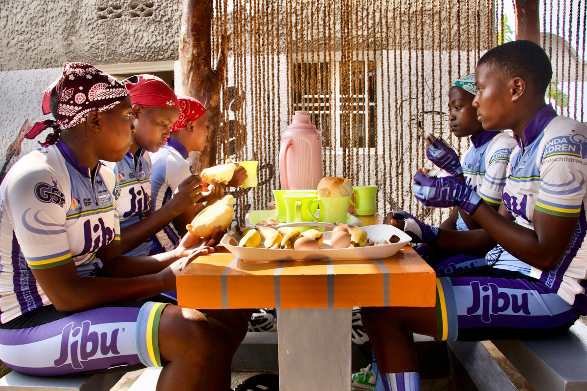 BugeseraC's tweet image. National Exams are done ✅✅

WELCOME TO THE HOLIDAYS LADIES❤️❤️...

We celebrate your hard work, dedication and love for academics and your cycling career.

Let's get back on the bike.🚴🏾‍♀️🚴🏾‍♀️🚴🏾‍♀️

@Rwanda_Sports @BugeseraDistr