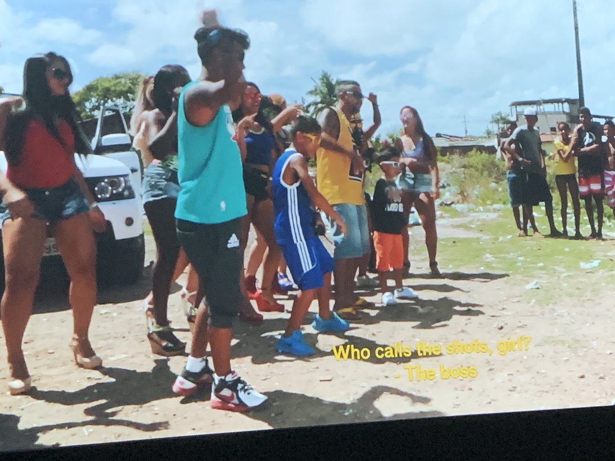 pvdbesselaar's tweet photo. Tilburgse wolken in Sky Mirror van #anishkapoor en Braziliaanse Brega muziek in een mooie documentaire van #bárbarawagner en #benjamindeburca @De_Pont https://t.co/F5fjvMasyv
