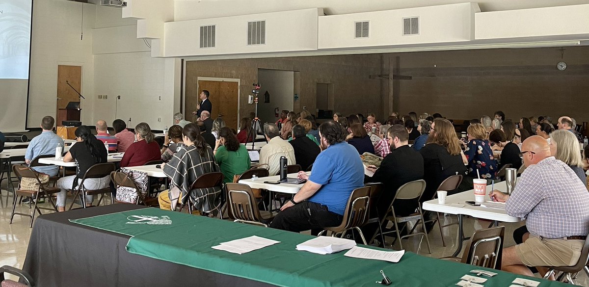 StMarysLongview's tweet photo. Thank you, @Bishopoftyler , for your support of Catholic Education!   Teachers gather today for professional development. The St. Ambrose Center for Catholic Liberal Education and Culture from the University of Dallas are taking educators deep into Catholic Classical Education. https://t.co/Td2Z4qq9gE