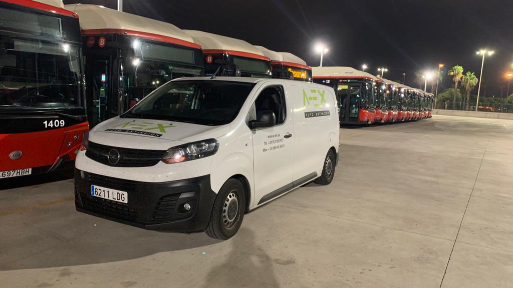 protecfire1's tweet photo. Fleet of 70 buses in Barcelona completely protected with the protecfire 4V detexline fire suppression systems. 

#firesuppression #firesuppressionsystems #firesuppressionsystem #protecfire #fireprotection #busfiresuppressionsystem #busfire #busfleet #buslife #buses #coaches https://t.co/OzgEzQm1zs