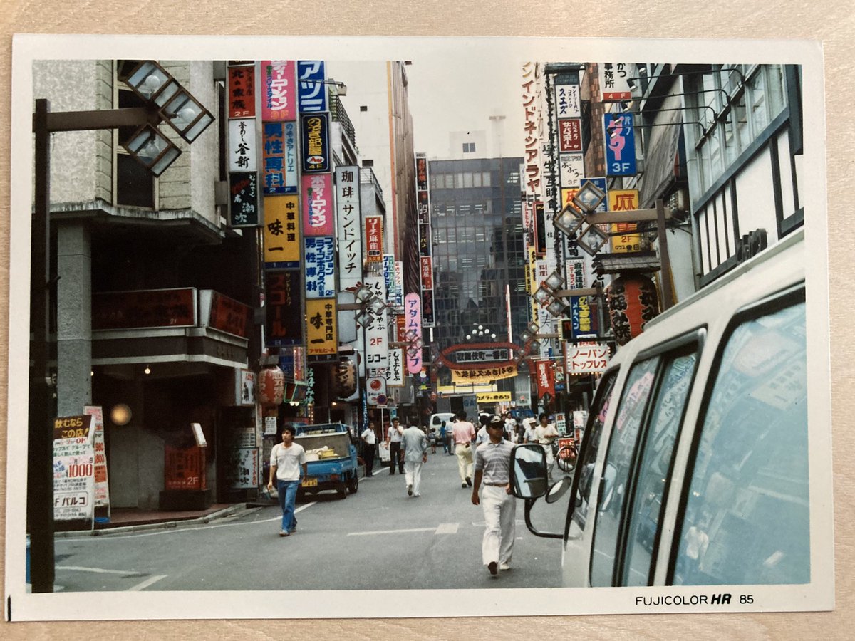 新宿 歌舞伎町 のイラスト マンガ コスプレ モデル作品 21 件 Twoucan