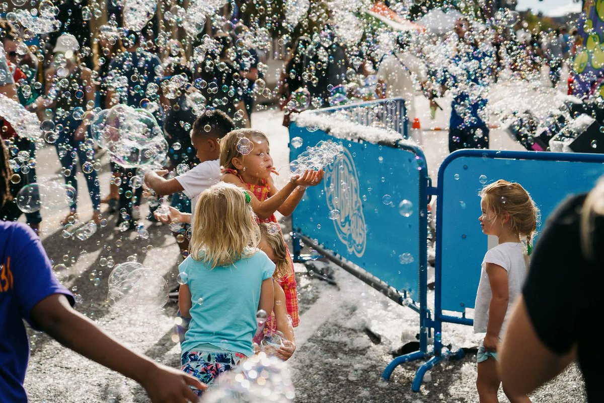 Who doesn’t love a bubble bus! It’s a family affair at Grovefest 2022. Coming October 1!  #thegrovestl #grovefest2022 #grovefeststl #stlmade