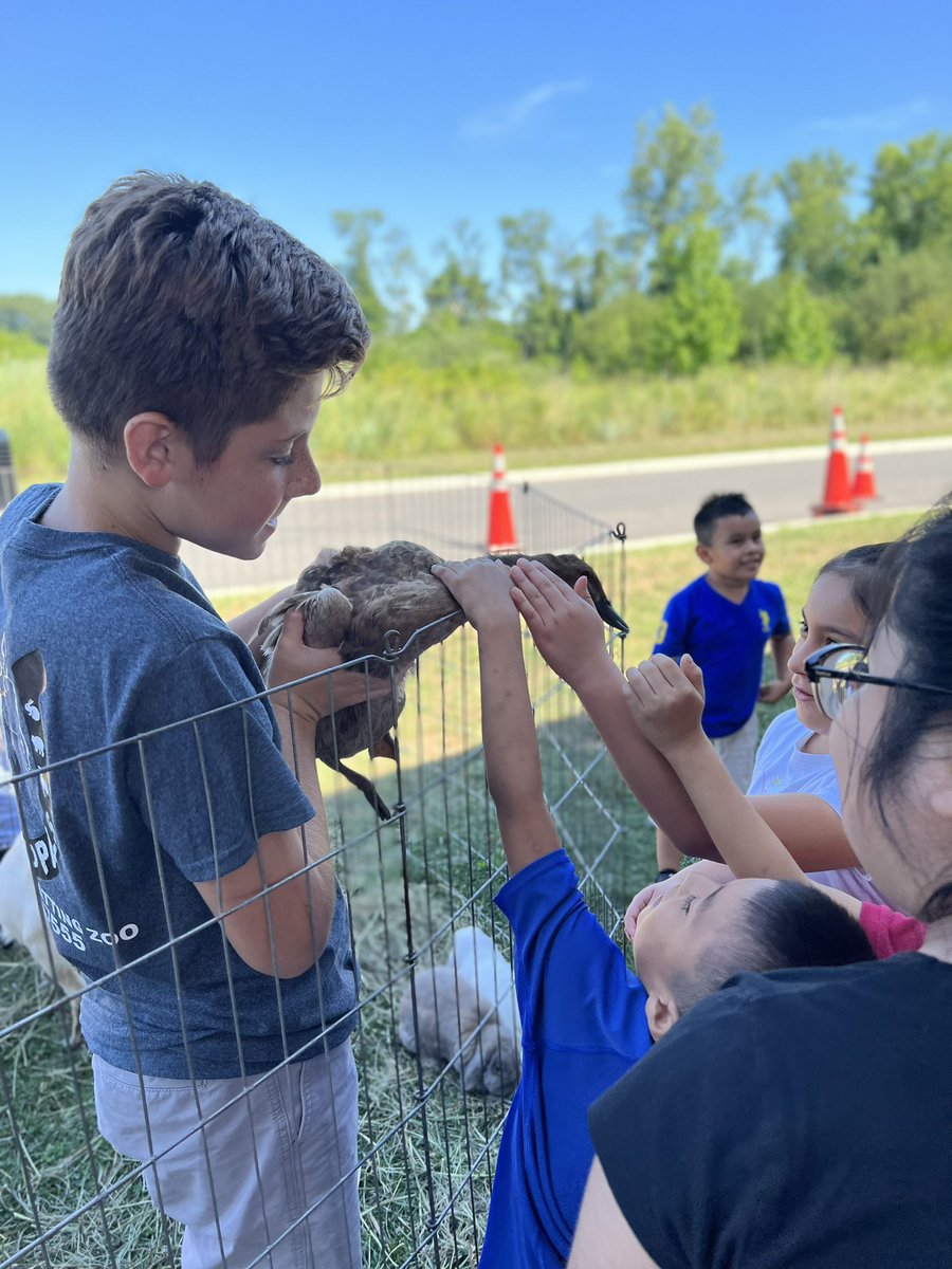 mrs_portelli's tweet photo. What is better than desk pets… how about a petting zoo!  Thank you @rbbsummer for making summer learning AMAZING!  We love having all of these experiences- you can see it on our faces 🐐🐇🦆❤️#RBBisBIA @rbpsEAGLES @CherylCuddihy https://t.co/nSZqihxfTK
