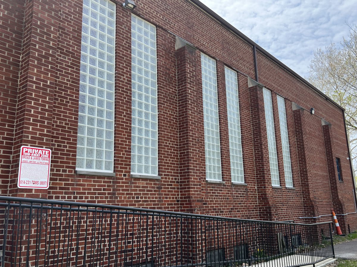 gbaproducts's tweet image. GBA recently installed glass block replacement windows into Greater Glory Ministries and you can see a noticeable difference between the two.
#gbaproducts #glassblock #glassblockwindows #glassblocksupplier #glassblocknearme #standardglassblock #glassblockpanels #glasswindows