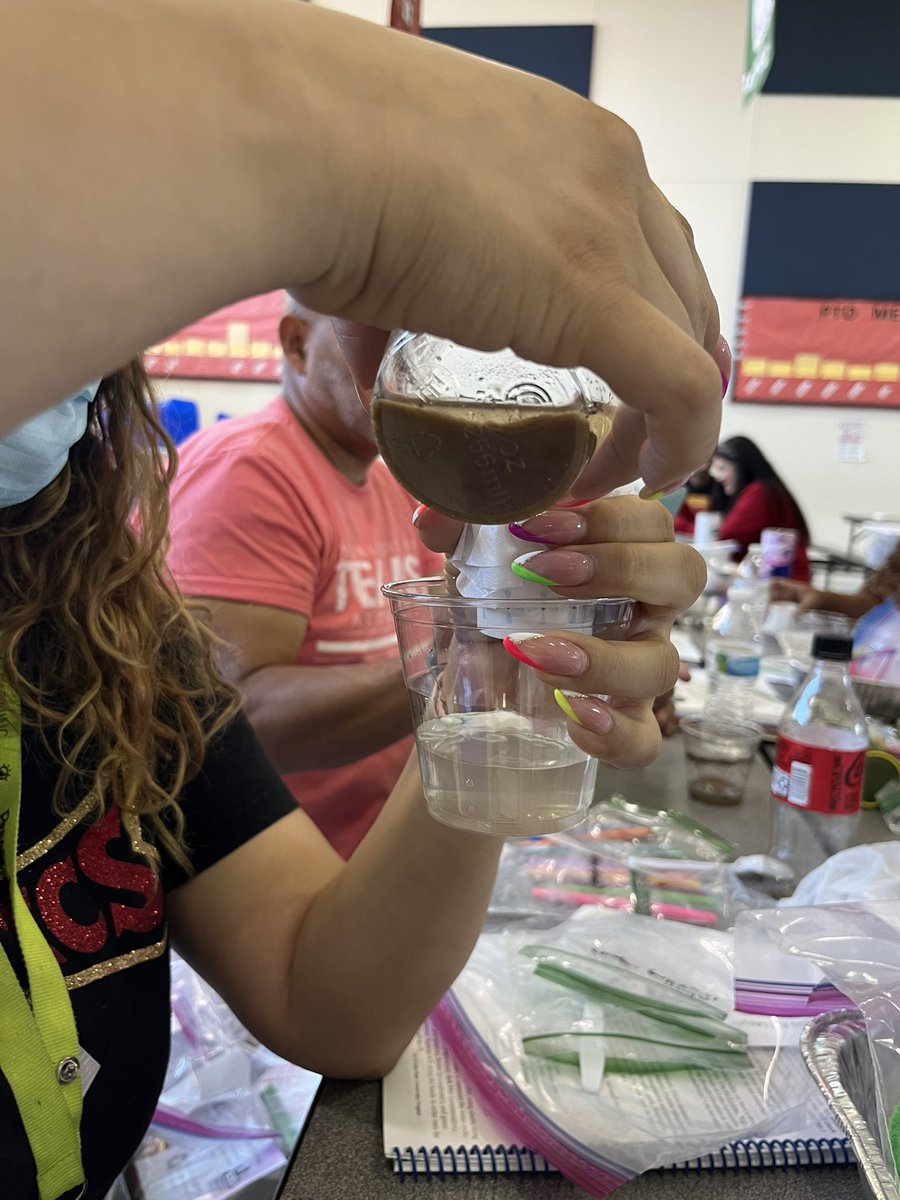 MrsWestmoreland's tweet photo. Science training with @DallasEEI. Learning how water gets cleaned!!! @EspinozaBotello @BotelloElem https://t.co/UbSMW4Elne