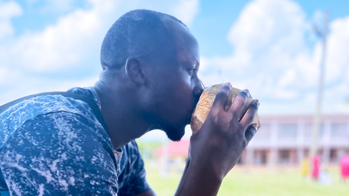 Mama_Hope's tweet photo. "A community's local economy is built around family economies and family economies are built around Women. If you are going to create lasting change, it has to be built around Women."@256Denis #WisdomWednesday #LocalEconomy #Change #CommunityLedChange #ChangeNotCharity #MamaHope https://t.co/NNzlNORyid