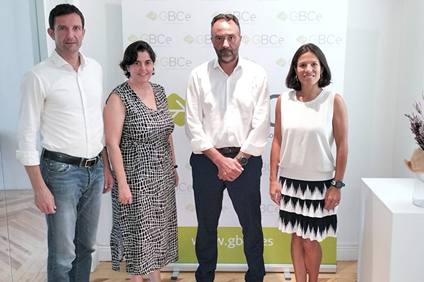 iRehabitae's tweet photo. Sika y GBCe renuevan su colaboración por el fomento de la edificación sostenible - https://t.co/TwuNdUItuz @SikaSpain @GBCEs https://t.co/Hw11MlBZIm