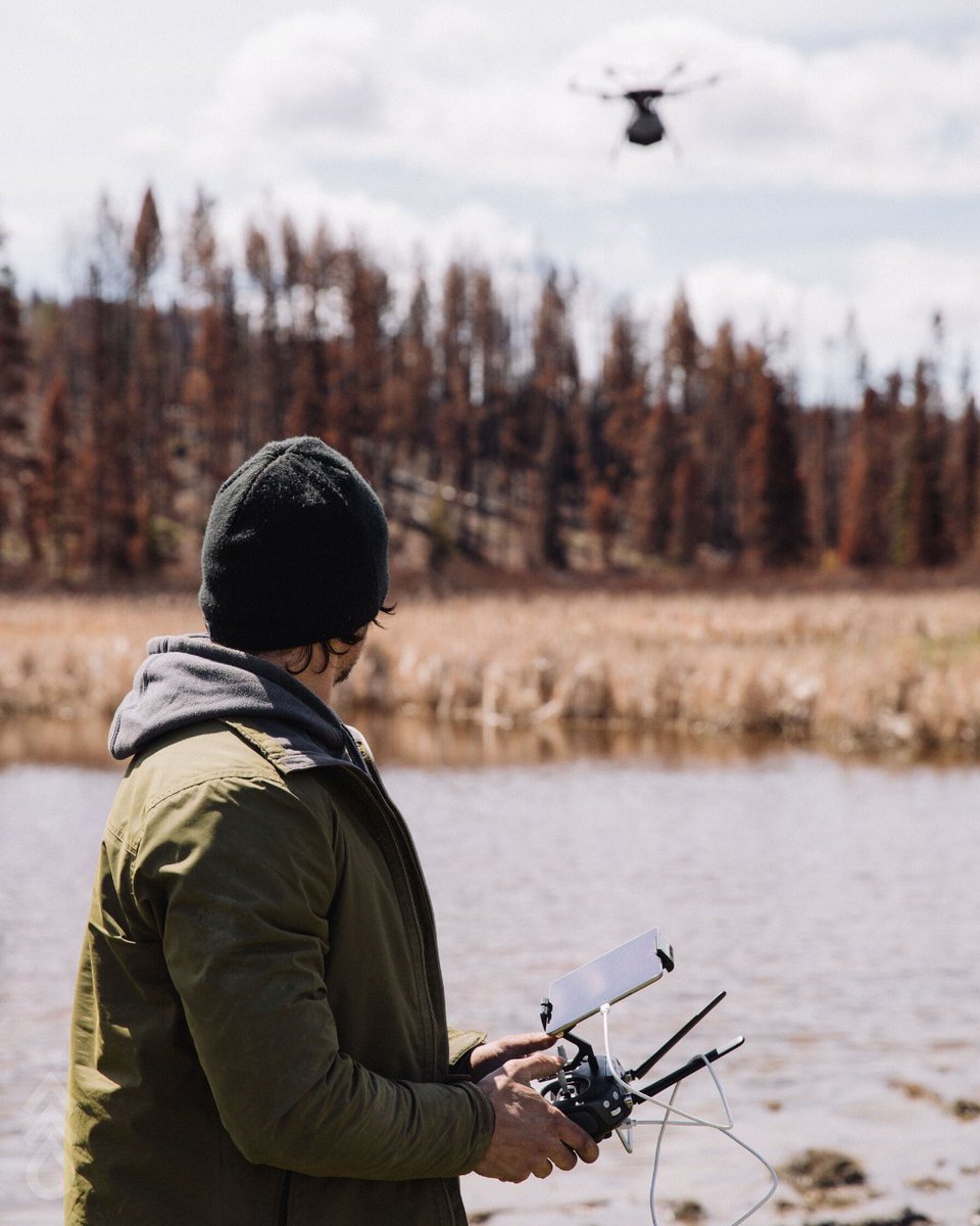 flash_forest's tweet photo. Okay, so maybe tree planting with drones is a little fun.. 🎮
#FlashForest #TreePlanting #Drones #DroneReforestation #Sustainability #PostBurn #ClimateChange #ClimateTech https://t.co/iNVaW0Xl5Q