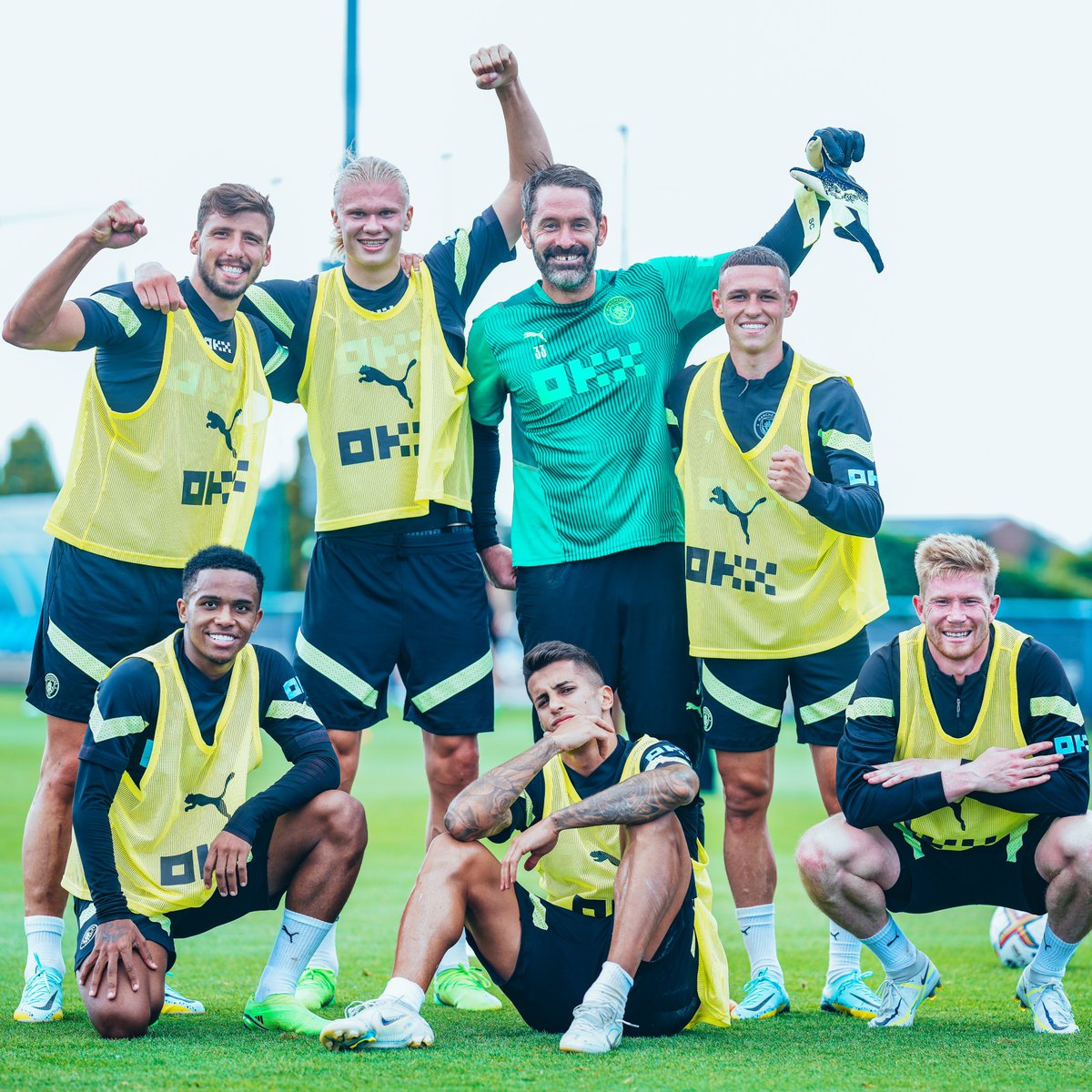 ManCity's tweet photo. Wednesday's Winners! 👊📸

#ManCity https://t.co/OWYlU5tYW7