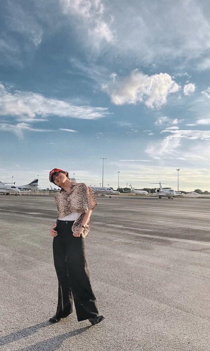taeteland's tweet photo. love ♥︎ https://t.co/9siv2g8GuW