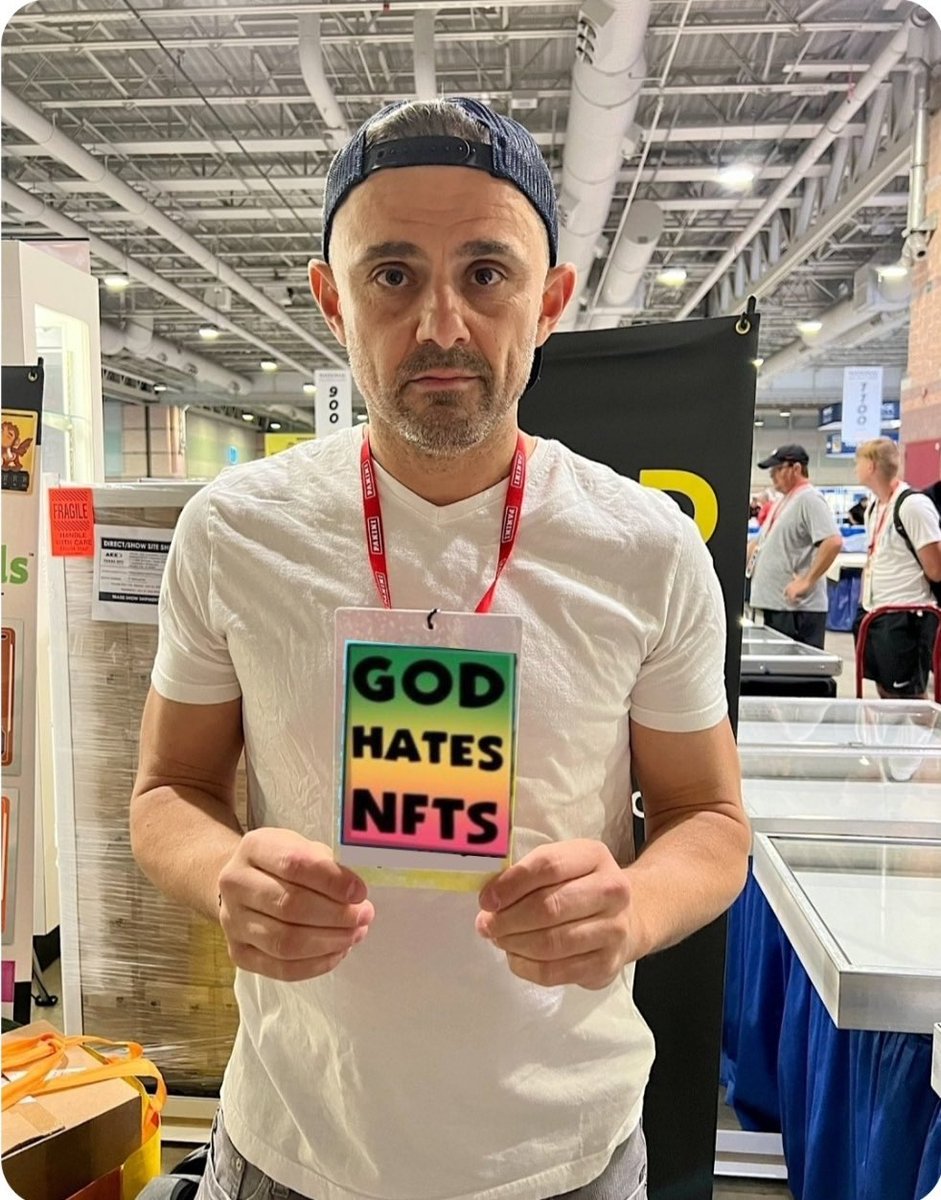 d25treacy's tweet photo. “The truth is that finding happiness in what you do every day is so imperative.” - @garyvee 
@GodHatesNFTees @srpeters has so much Conviction, this Community is different #NFT #NFTCommmunity https://t.co/fHEBIhsxan