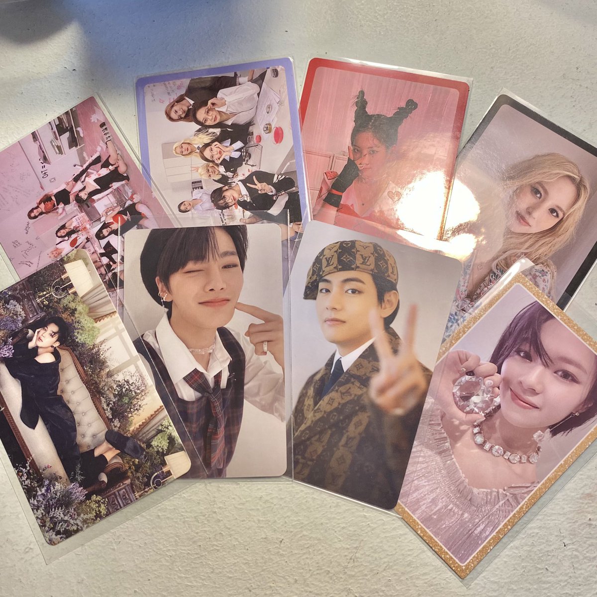 redaplcart's tweet photo. ∙ ⥽ @ynacartt ⥼ ∙
 
here na po yung pcs and scratch card ! thank you for the free claim ! spark saur much ❤️ 

#proofsbyiya_
#redaplmails https://t.co/PkdWrTYYCP