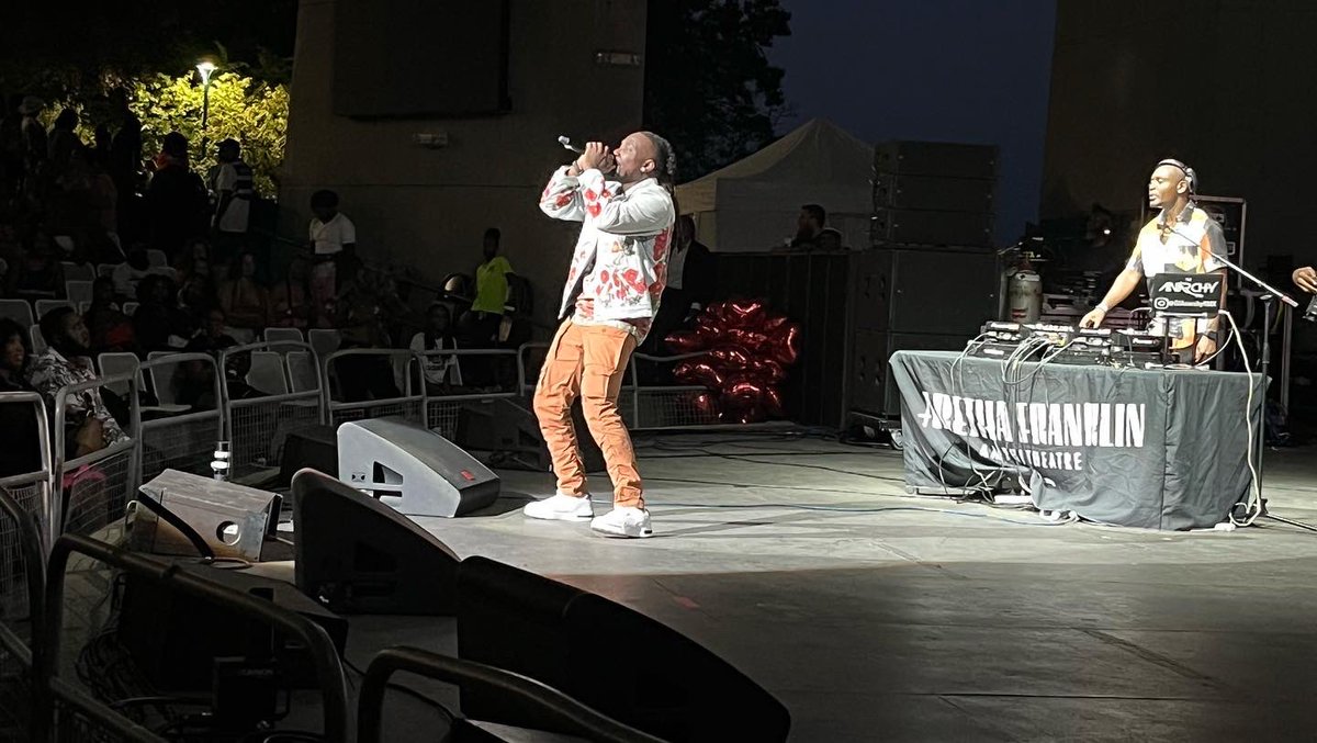 DjAnarchyRMX's tweet photo. It was truly a memorable experience opening for @burnaboy with my bro @Teemanay in Detroit💯🤘🏾
Shout out @THEYAMS @GRUNGECAKE
#burnaboy #teemanay #djanarchy #afrobeats #detroit #trini #africa #lastlast #shayo https://t.co/eNB7tbTIzE